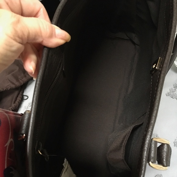 Gucci tote - Picture 9 of 10